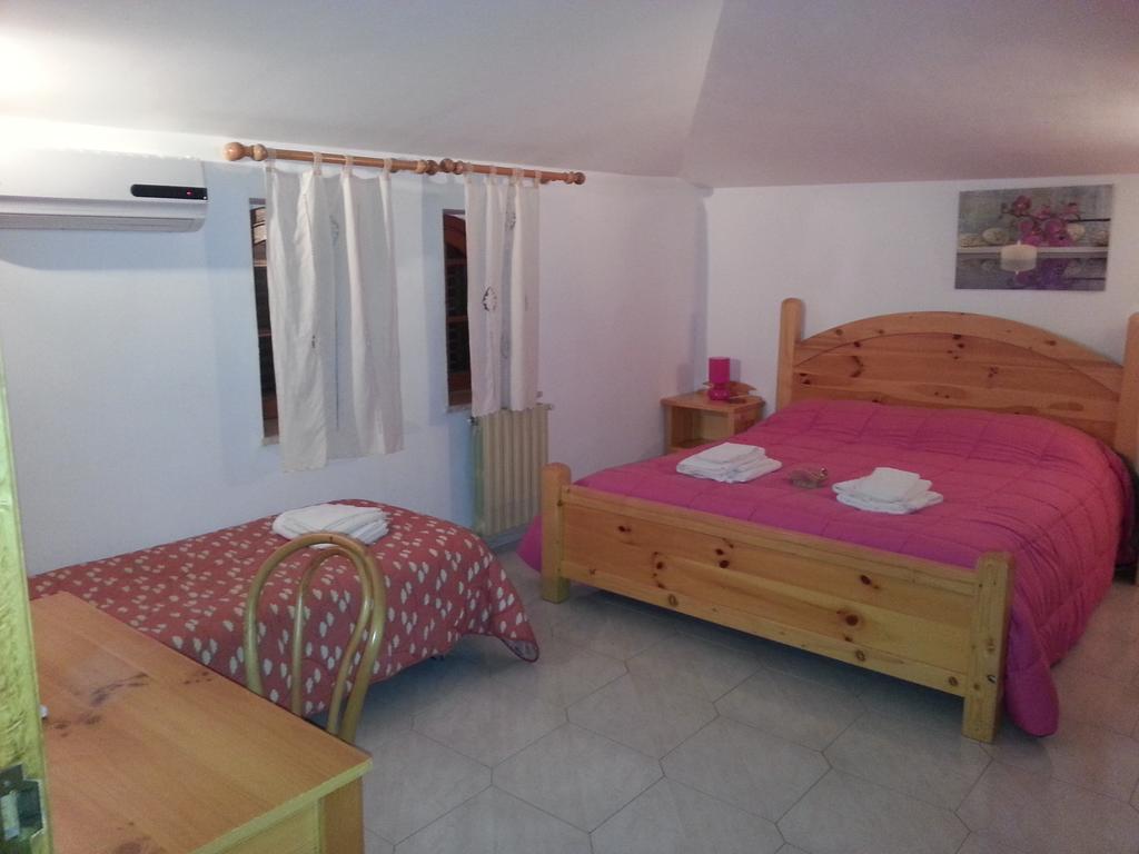 Agriturismo La Sorgente Delle Madonie Villa Polizzi Generosa Room photo